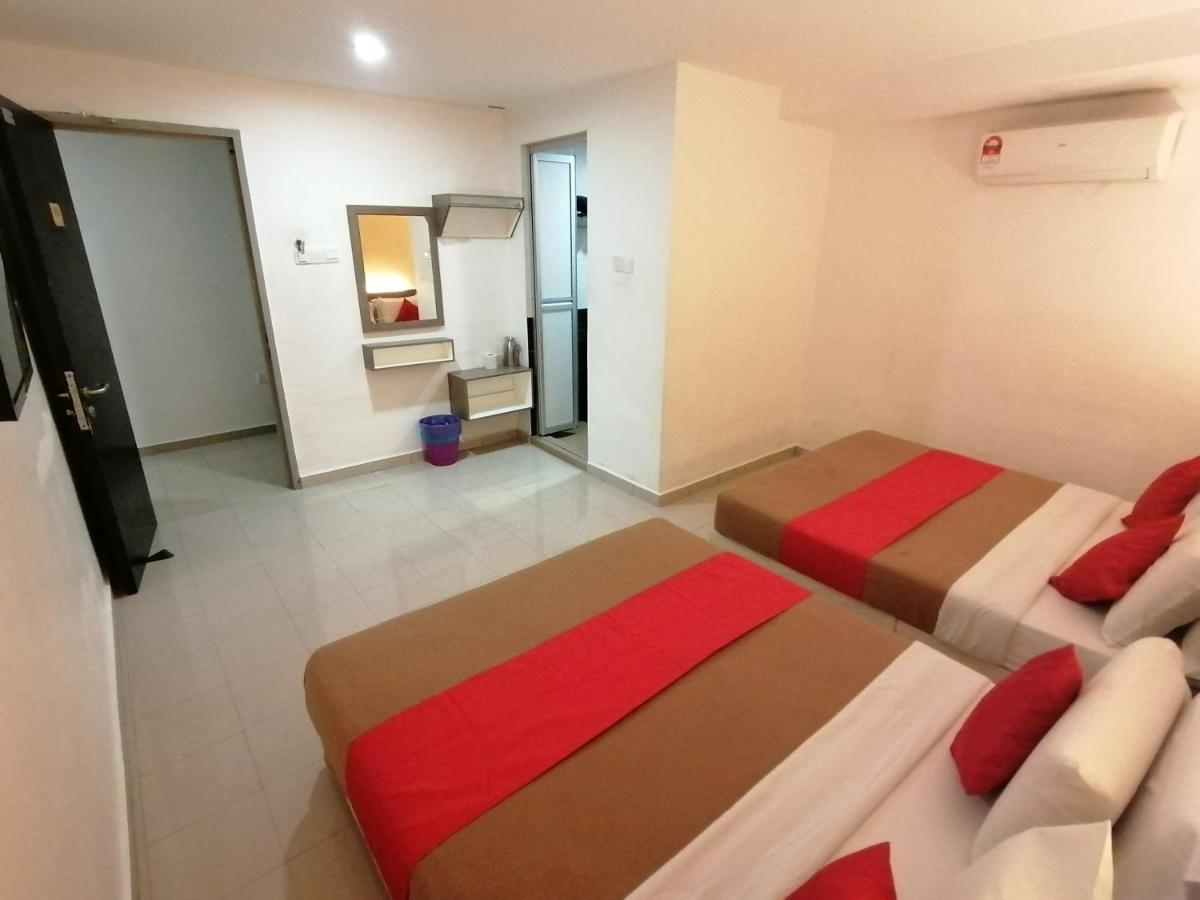 Yellow Mansion Hotel Melaka Raya Bagian luar foto