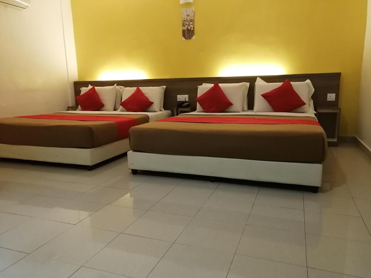 Yellow Mansion Hotel Melaka Raya Bagian luar foto