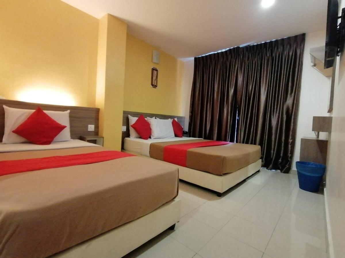 Yellow Mansion Hotel Melaka Raya Bagian luar foto