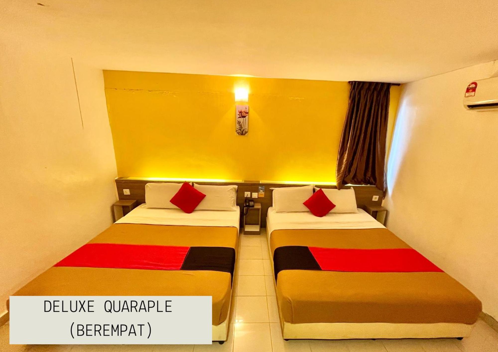 Yellow Mansion Hotel Melaka Raya Bagian luar foto