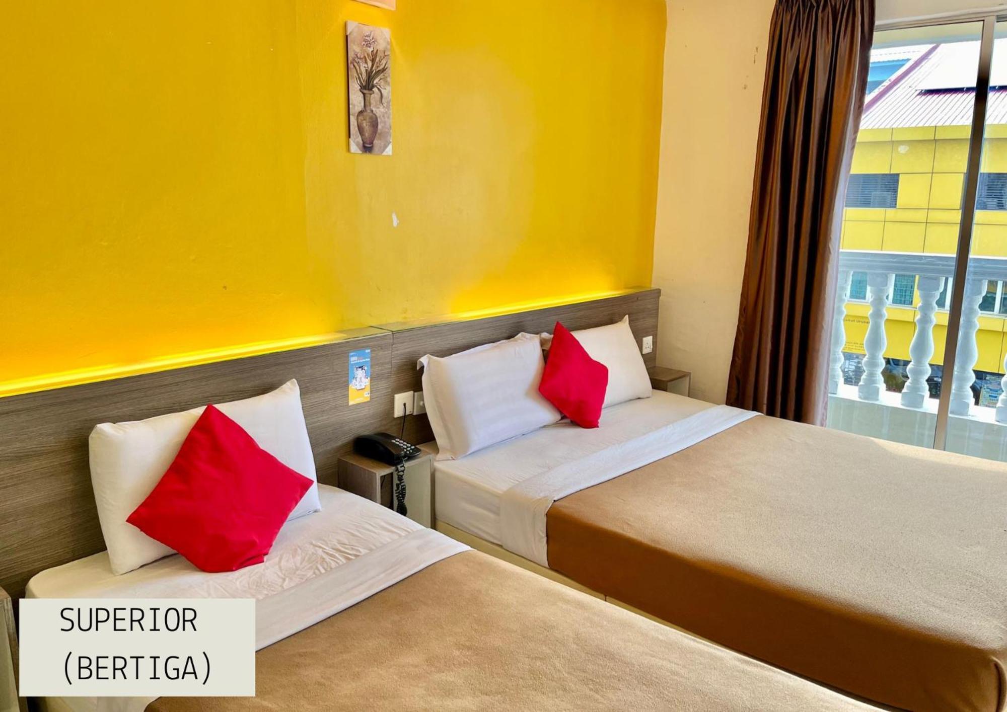 Yellow Mansion Hotel Melaka Raya Bagian luar foto