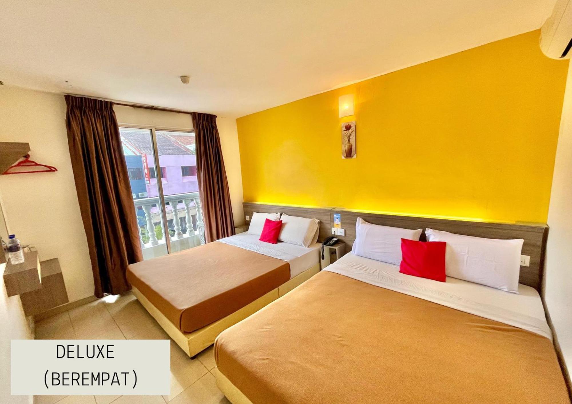 Yellow Mansion Hotel Melaka Raya Bagian luar foto